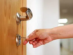 City Locksmith Services Hollywood, FL 954-282-5610